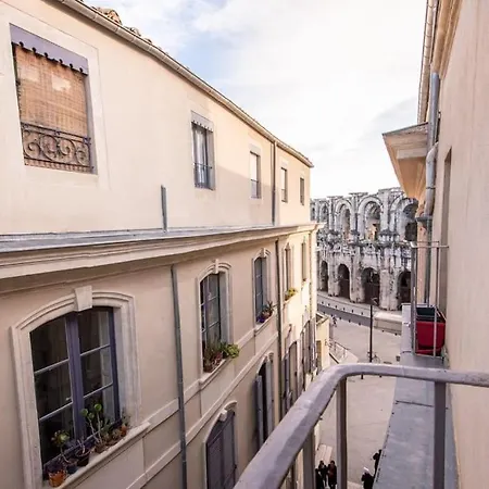 Domus Arena, Parking, Wifi, Arenes Apartment *