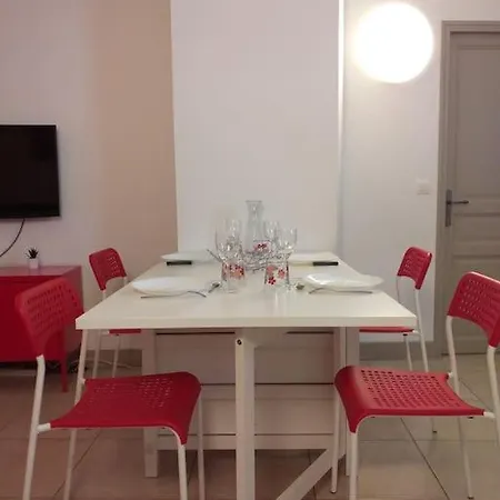 Apartment Domus Arena, Parking, Wifi, Arenes *